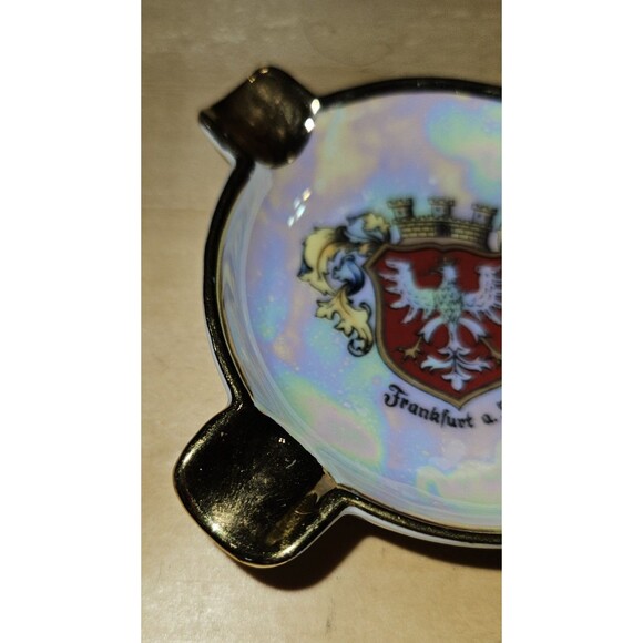 Vintage Ceramic Ashtray FRANKFURT On The Main Coat of Arms Gold on Porcelain - Picture 4 of 10